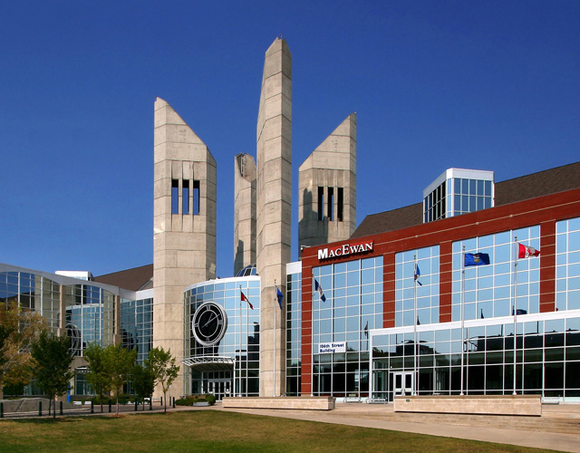 格兰特麦克埃文大学